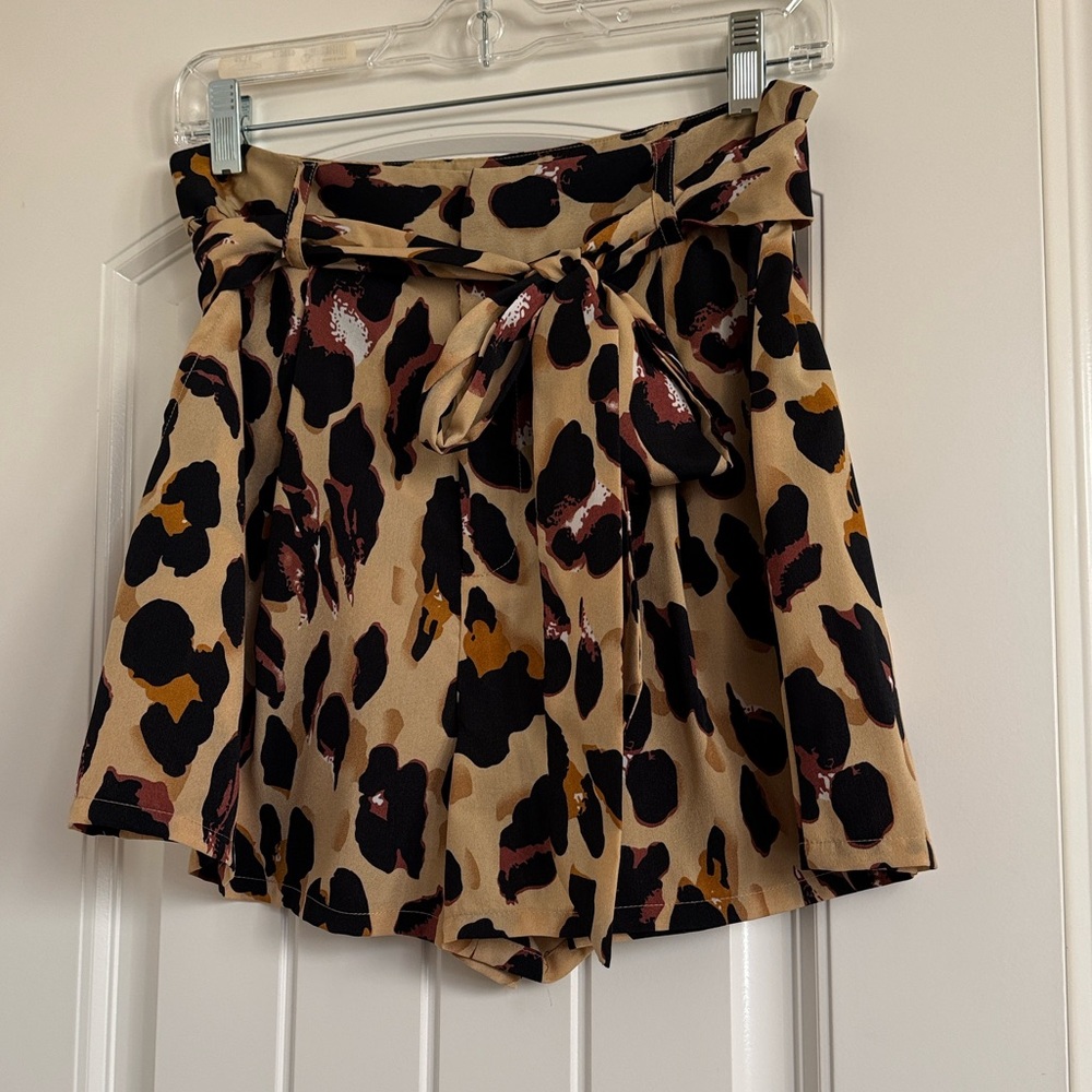 NWOT Jealous Tomato Multicolor Patterned Shorts Size M